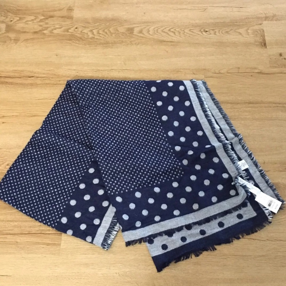 Loft scarf NWT